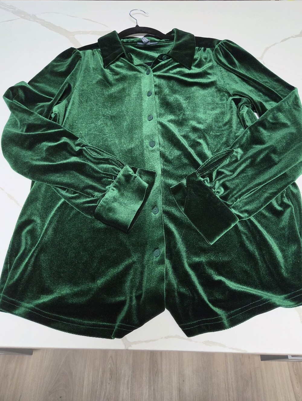Emerald Velvet Button-Front Women’s Blouse